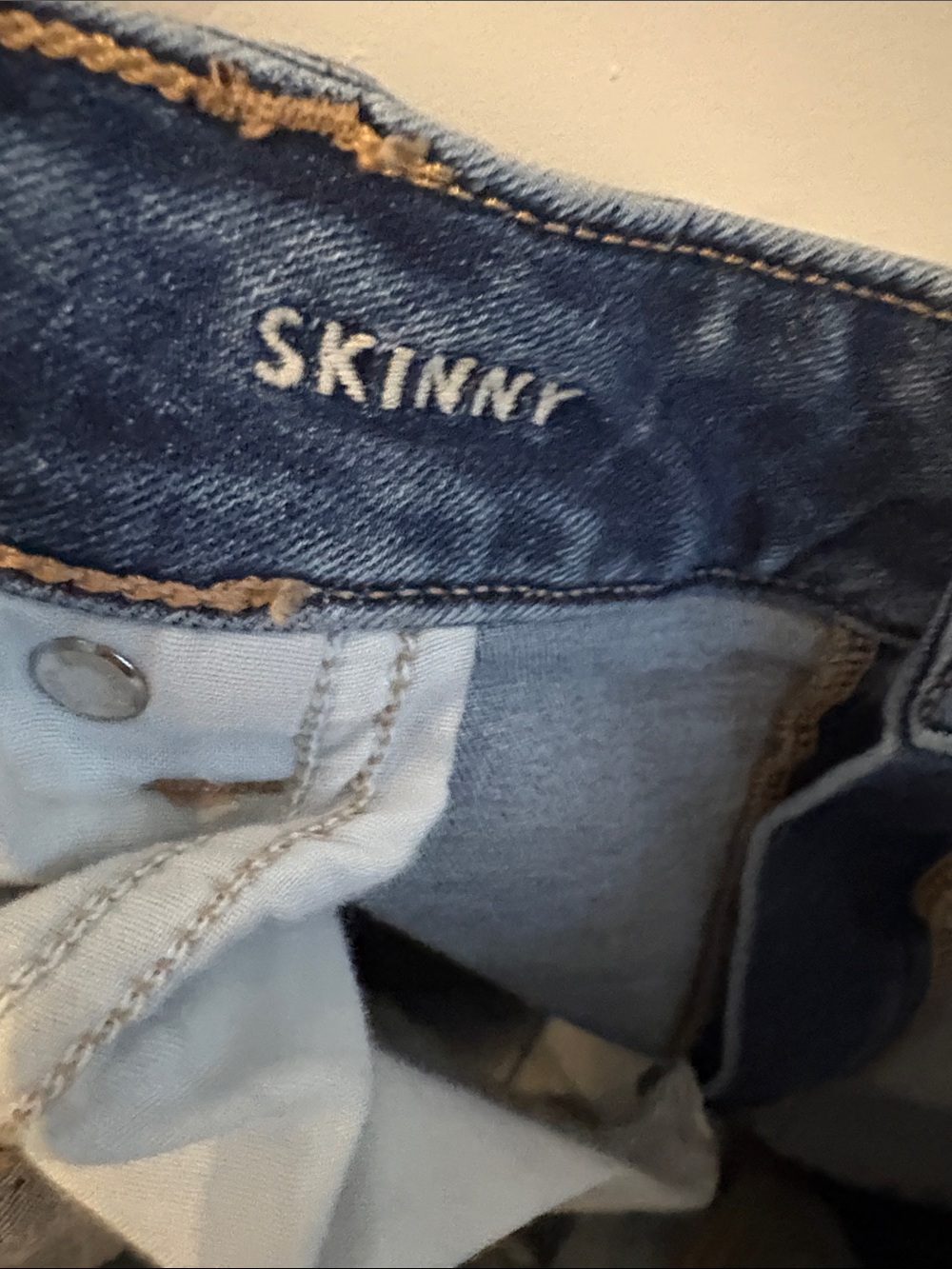 American Eagle Outfitters Women's Dark Wash Skinny Jeans Next Level Size 20 Shor - Picture 5 of 6
